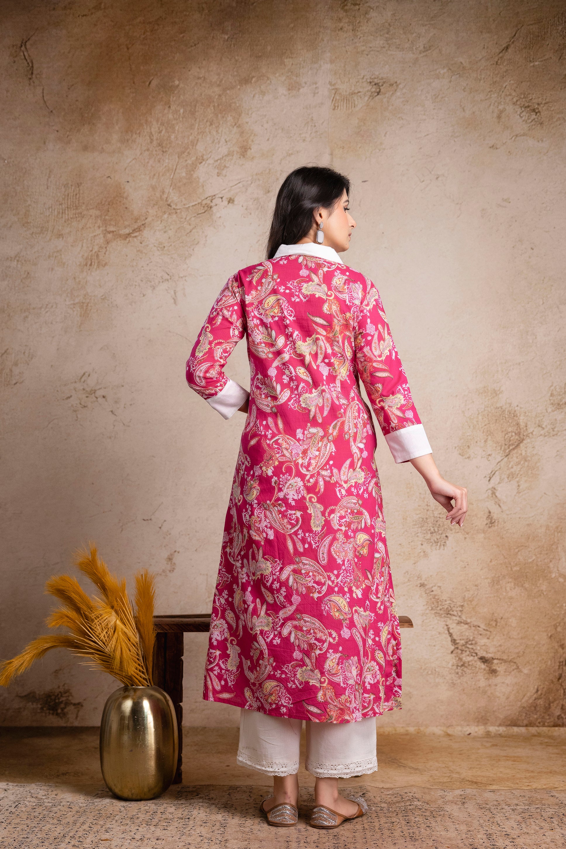 “Gulabo” Rose pink Paisley print cotton kurti