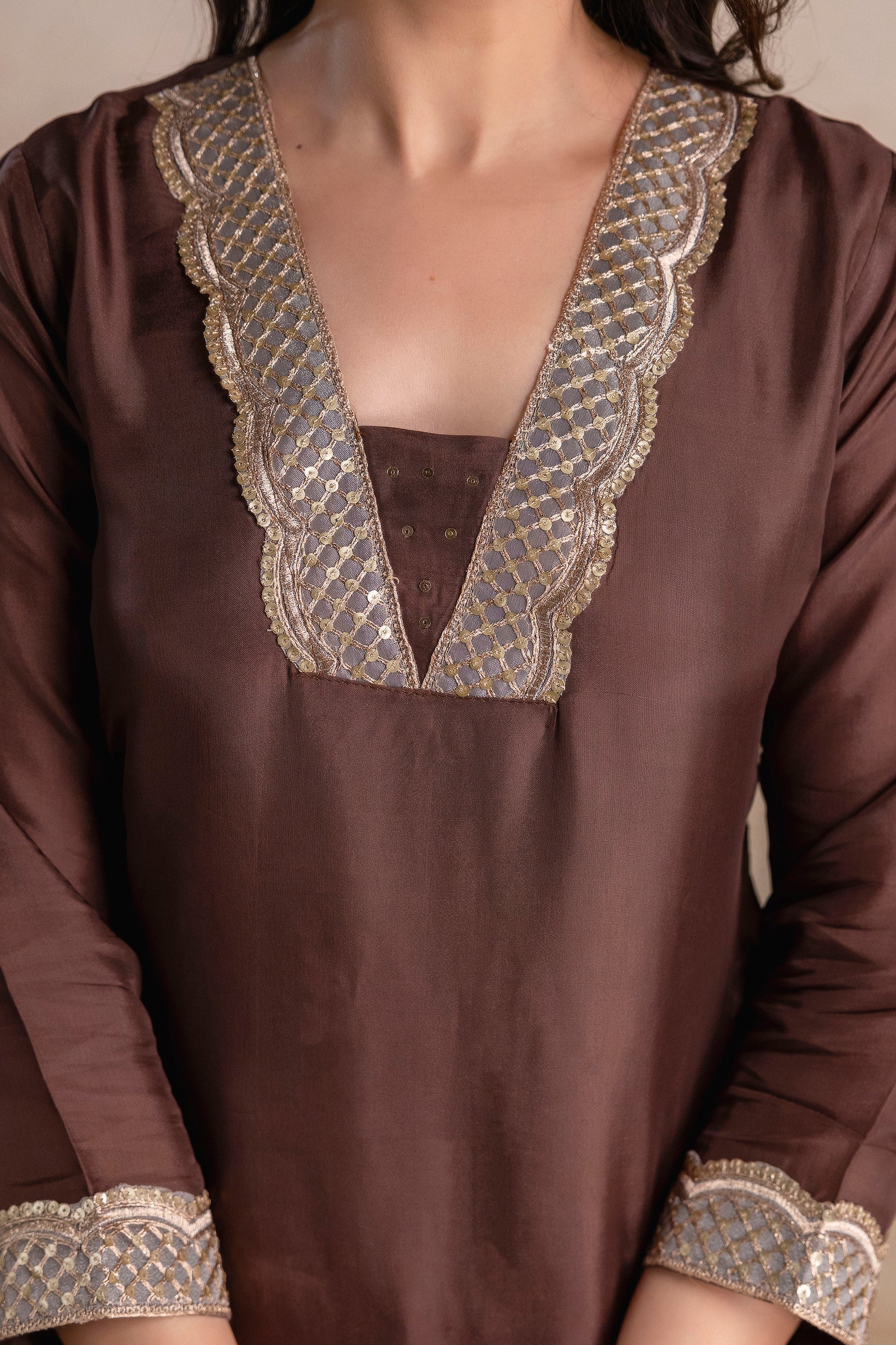 “Noor-E-Mocha” Silk Suit Set with Dupatta