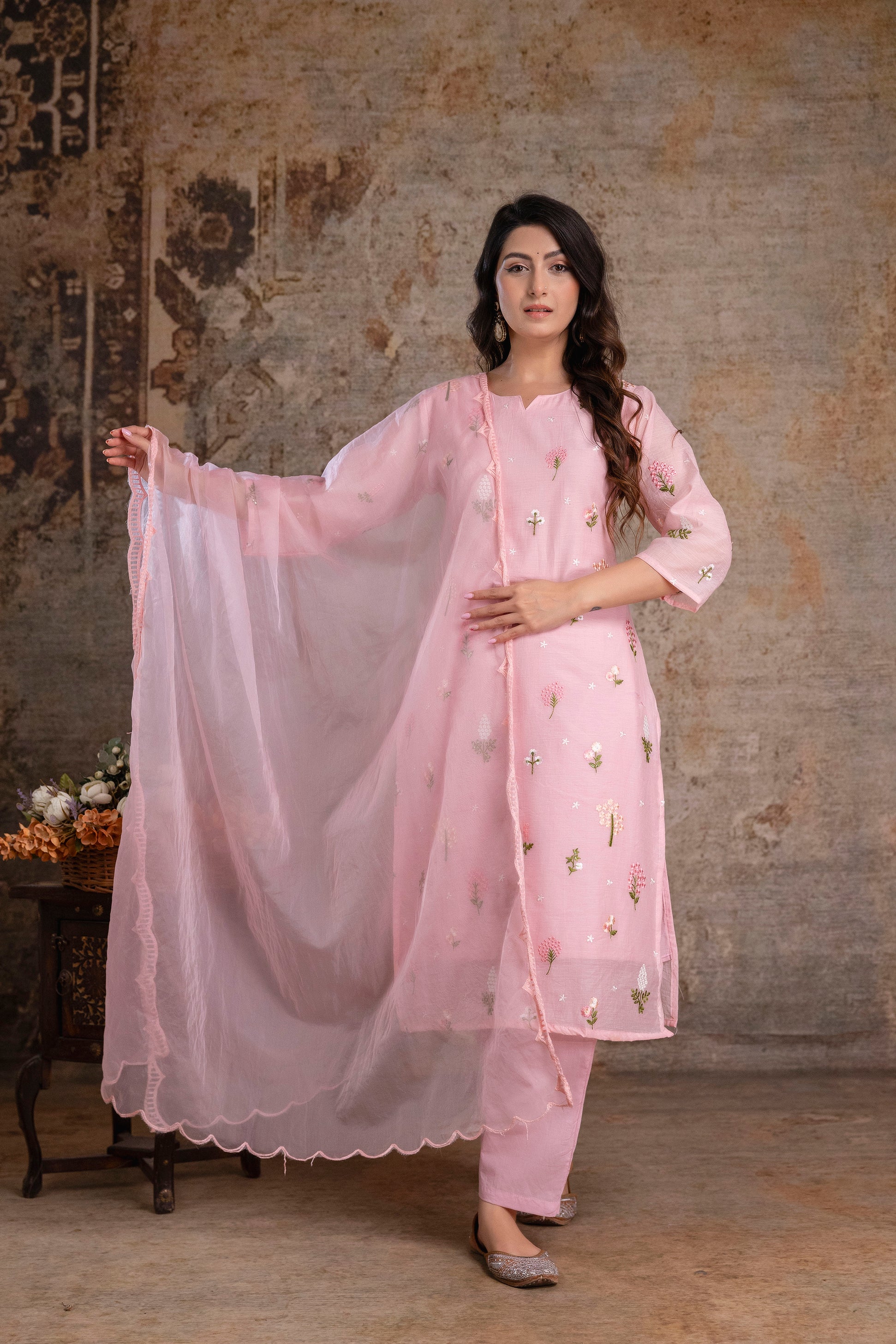 “Gulabi” Serene Blossom Cotton Suit Set