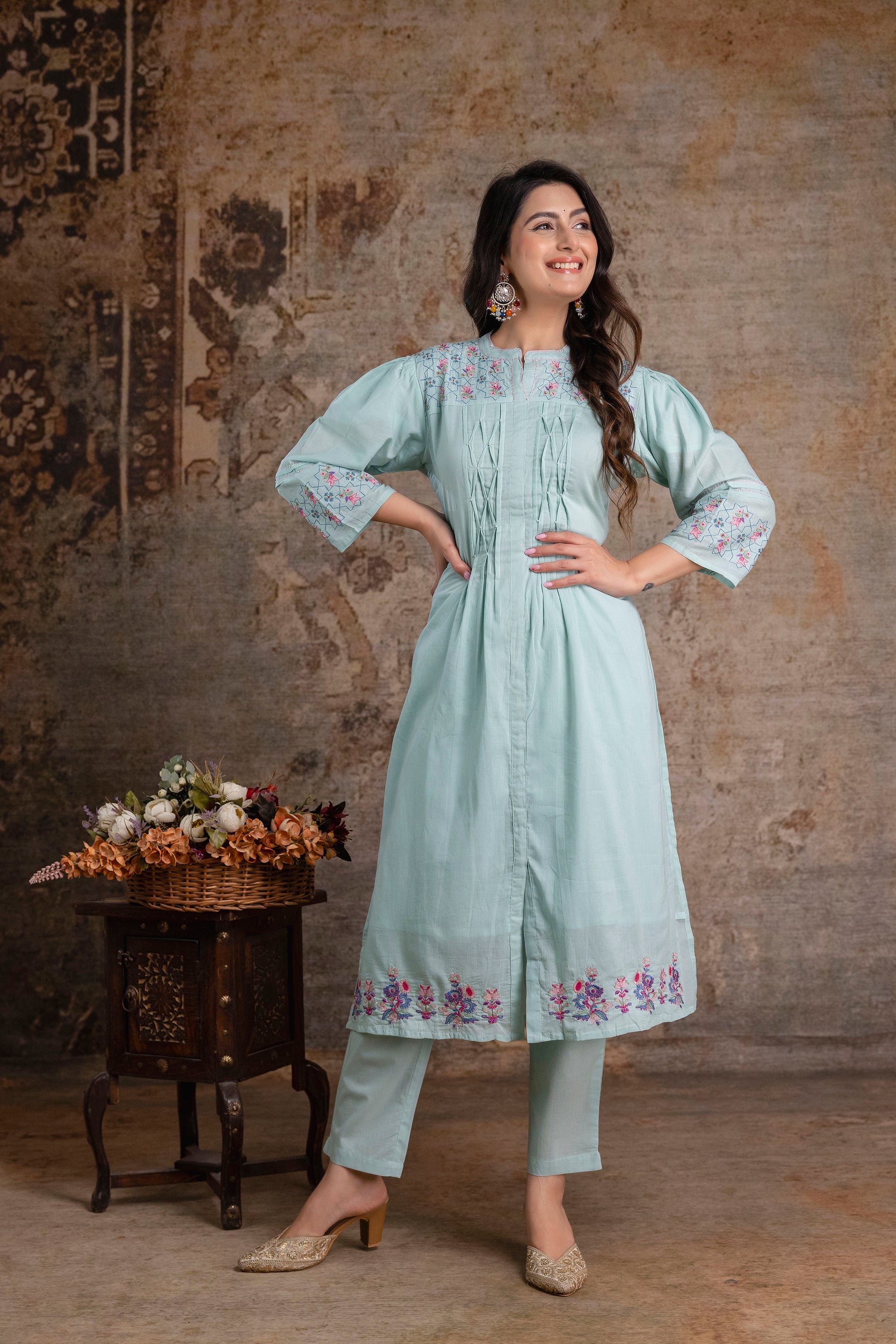 Floral Thread-work 2 piece Set in Aqua Mist