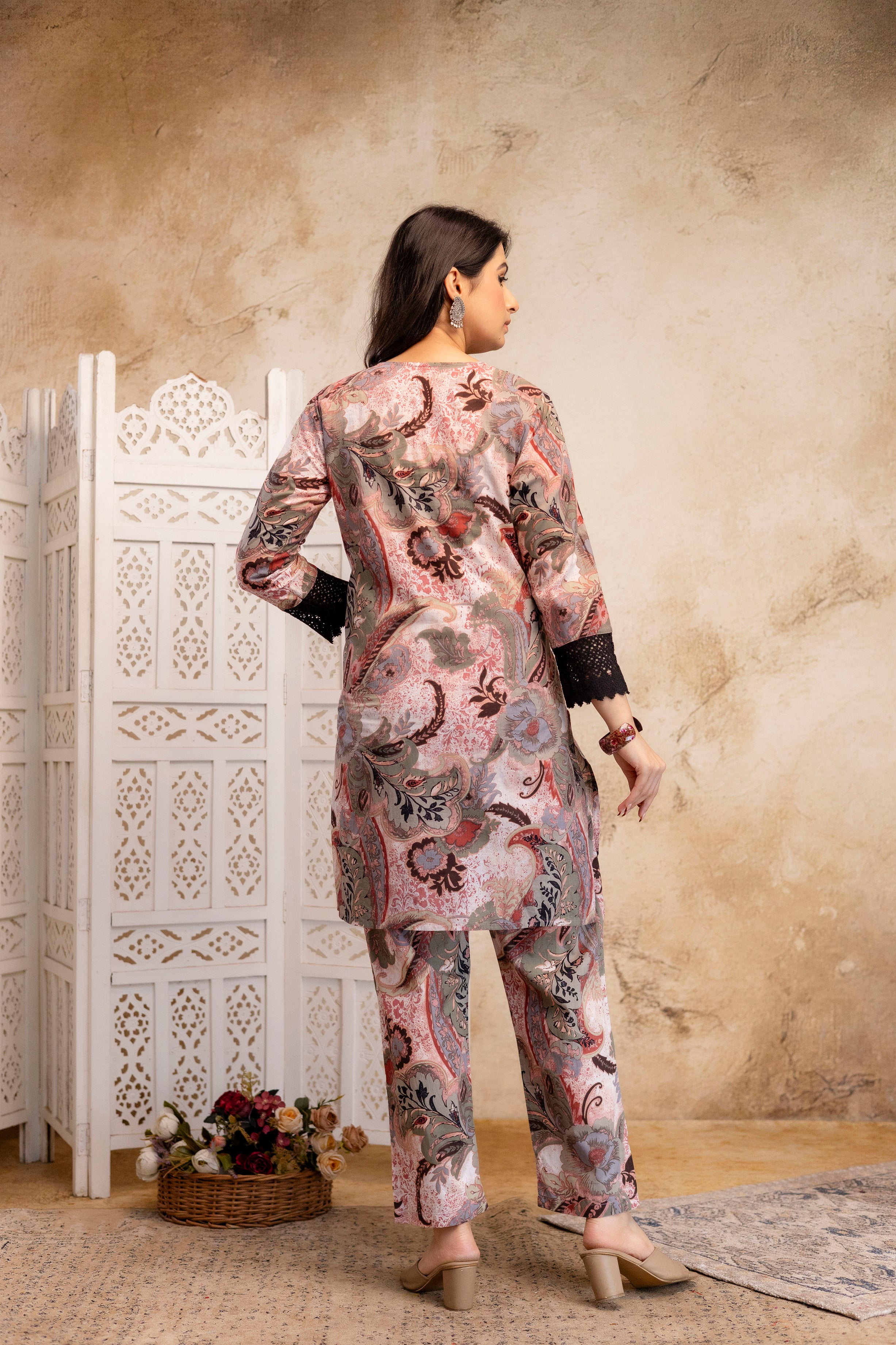 “Noorani” Heritage paisley print co-ord set